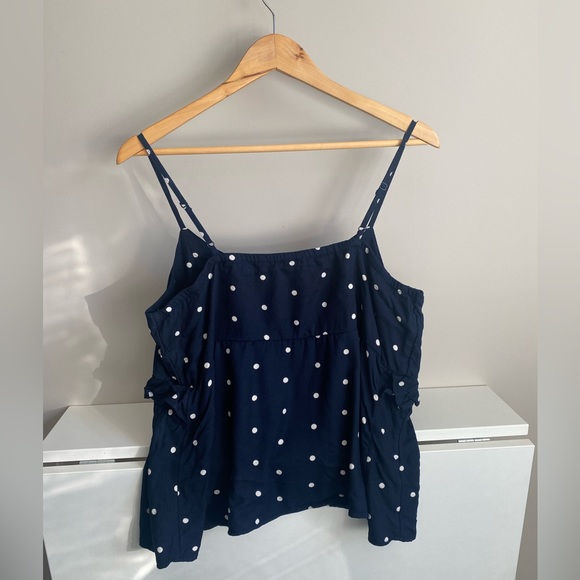 NWOT old navy navy polka dot tank - Picture 4 of 4